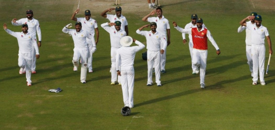 Coronavirus-battered Pakistan cricket team travels to England for the Test series