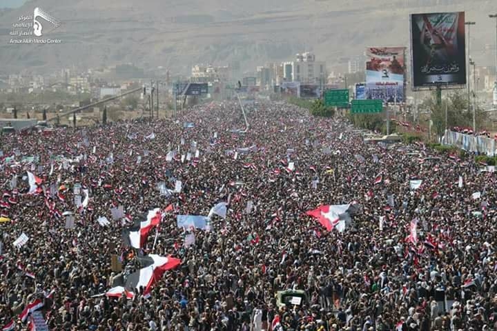 tens of thousands in yemen protest against us saudi led aggression