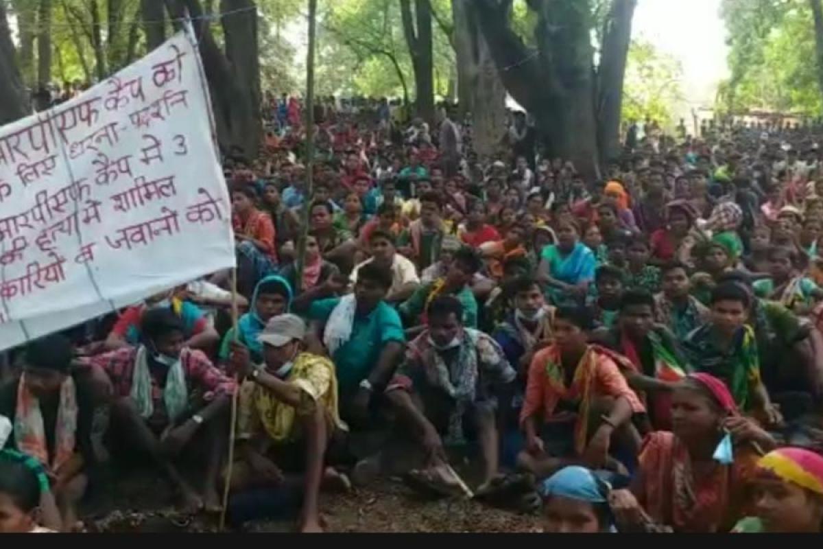 Chhattisgarh Tribal Protests Against Security Camps Continue Rights Activists Meet Cm Newsclick