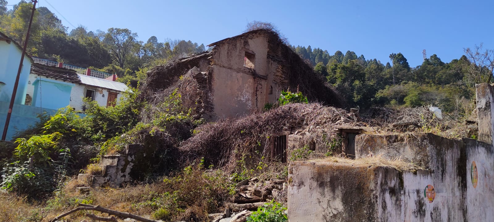 Uttarakhand Polls: Ghost Villages, Symbols of Govt Failure and Neglect of Hilly Areas | NewsClick