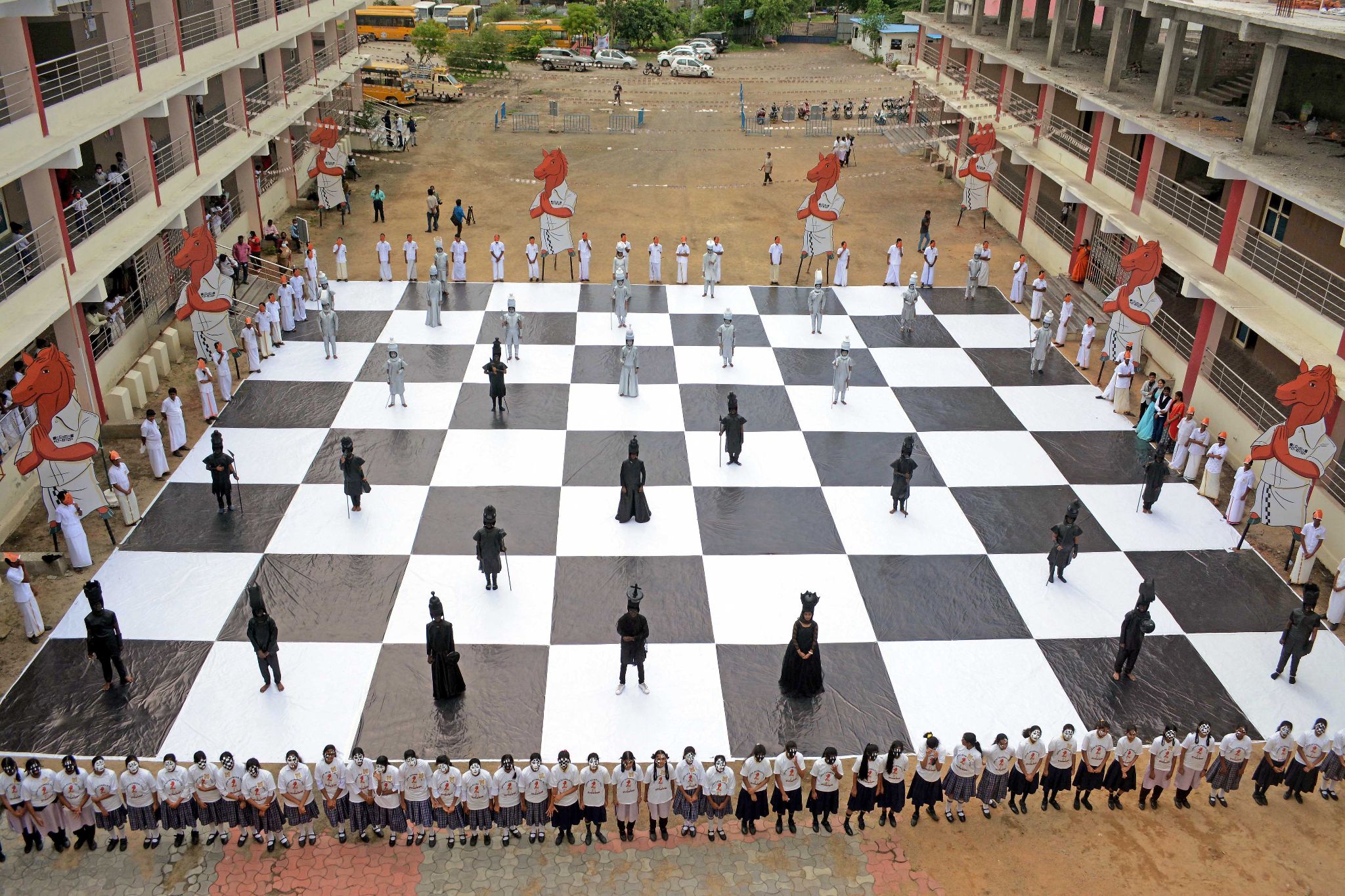 olympiad: Madras HC orders Tamil Nadu govt to publish photos of President,  PM in ads of Chess Olympiad - The Economic Times