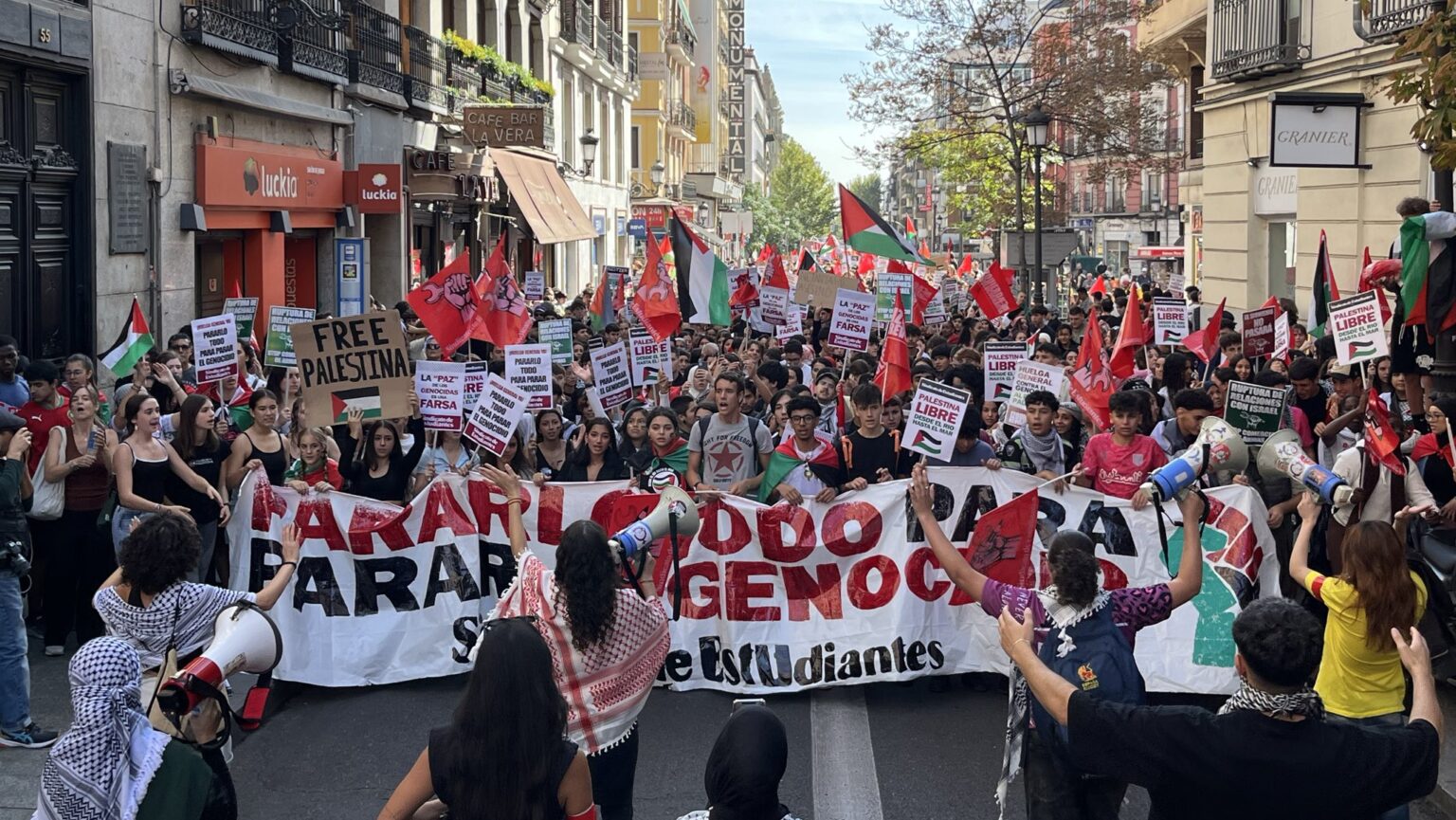 Workers, Students Across Spain Strike For Palestine