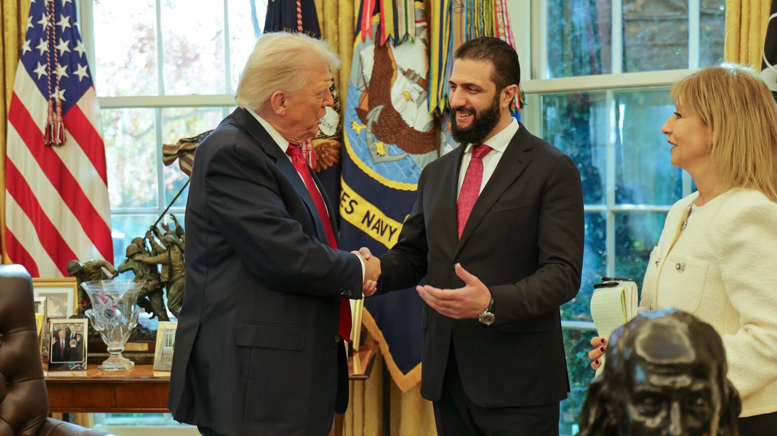Syrian interim President Ahmad al-Sharaa meets US President Donald Trump at the White House Nov. 10. Photo: Syrian presidency
