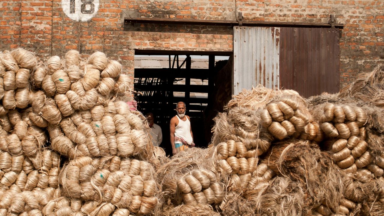 Bengal: Jute Industry Reeling in Deep Crisis