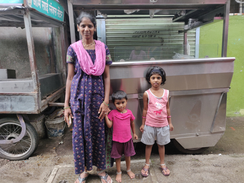 Maharashtra Anganwadi workers using whatsapp during COVID-19 to reach to beneficiaries