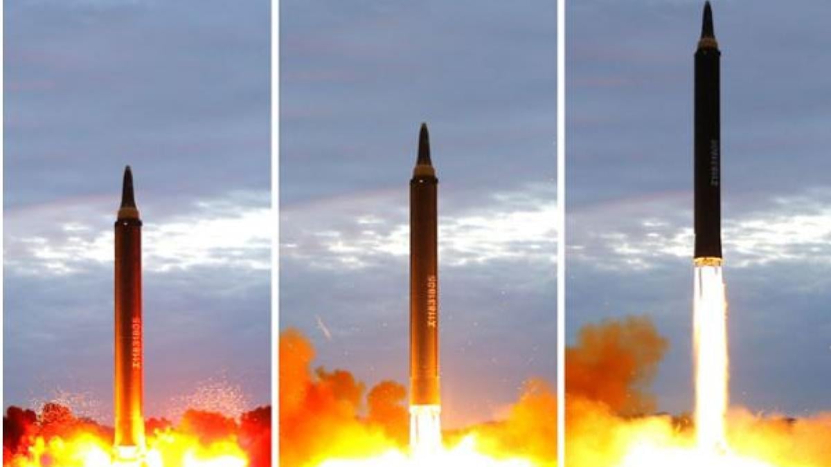 Latest North Korea's Hwasong-12 Missile Test | NewsClick