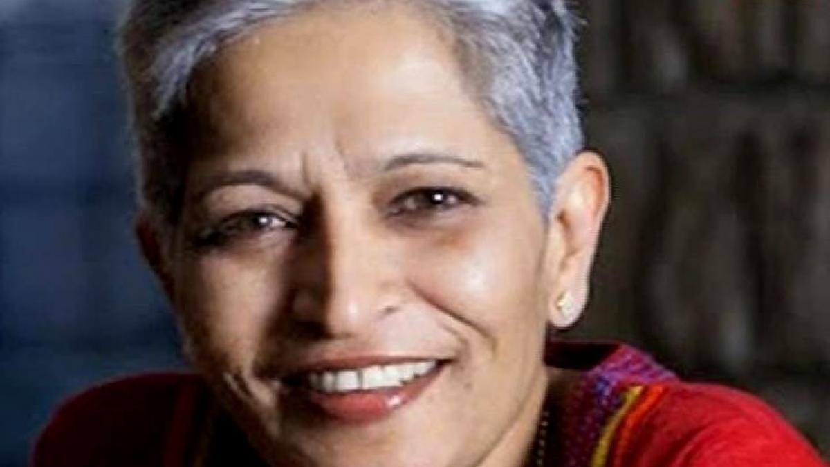 Gauri Lankesh Gulalai Ismail Win 2017 Raw In War Anna Politkovskaya Award For Women Hrds Newsclick Senior journalist ravish kumar was awarded the inaugural gauri lankesh memorial award in the award was announced on 5 september 2019 on the 2nd death anniversary of gauri lankesh.