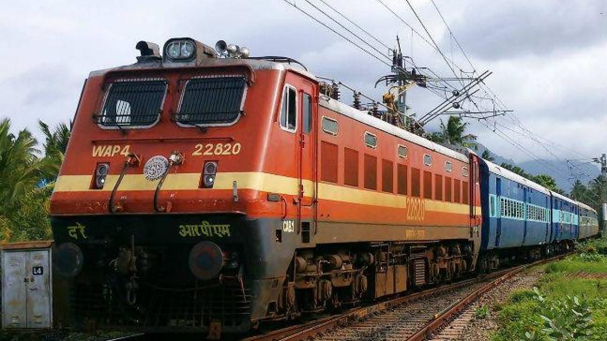Railways Need a Lot More Than Just 'Continuity with Change' | NewsClick