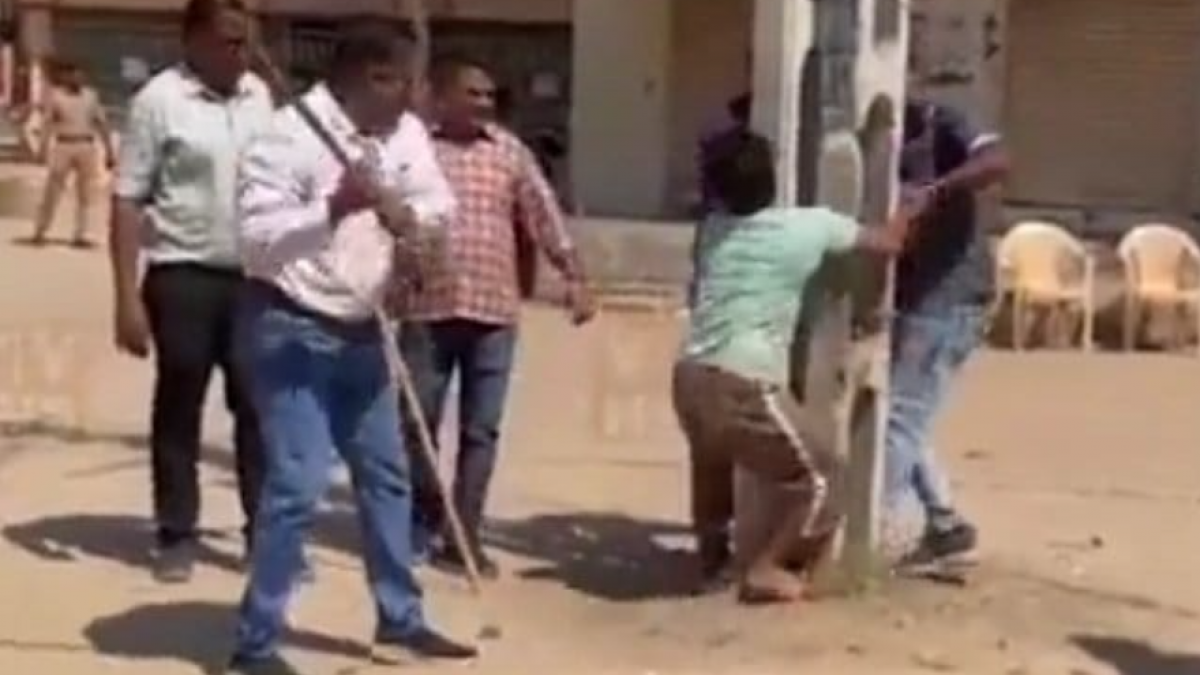 Gujarat: Govt, DGP Get Legal Notices Over Cops Publicly Flogging Muslim  Community Members | NewsClick