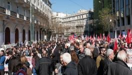 Greek workers protest against privatisation of social security