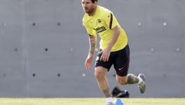 Lionel Messi trains in Barcelona