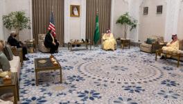 Crown Prince Mohammed bin Salman (R) received US Secretary of State Mike Pompeo, Neom, Saudi Arabia, Nov. 22, 2020