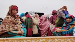 Women farmers protesting against farm laws