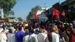 Farmers Protest: Telugu Farmers, Trade Union Leaders Protest in Front of Collectorate Offices