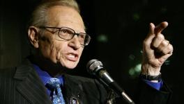 Larry King, Broadcasting Icon for Half-Century, dies at 87