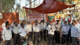 CEL Employees Continue Fight Against Privatisation, Dharna Crosses 27 Days