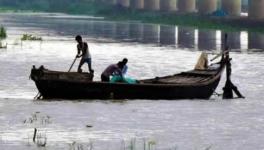 Centre asks States to Check Incidences of People Dumping Suspect COVID-19 Bodies in Ganga and Tributaries
