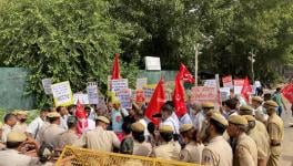 On Tuesday, the unions staged a demonstration outside Deputy CM Manish Sisodia's residence. Image clicked by Ronak Chhabra