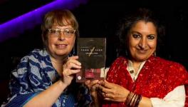 Author Geetanjali Shree, English Translator Daisy Rockwell Win 1st Booker for Hindi Novel 'Tomb of Sand'