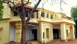 Visva Bharati VC Sends Termination Notice to Faculty Association President, Suspends 6 Students 