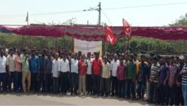 Photo: Contract workers, led by CITU, protest in front of the NTPS, demanding the regularisation of jobs and implementation of wage revision.
