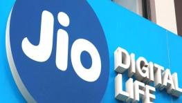 Reliance Must Pay Huge Dues for Jio’s Spectrum: MP