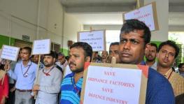 Defence Civilian Employees Burn Govt’s Effigy in Protest Against OFB Corporatisation
