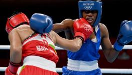 Mary Kom against Miguelina Hernandez at Tokyo Olympics