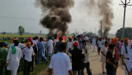 Lakhimpur Kheri Violence: Farmers Hold Black Flag Protest at Delhi's Singhu Border