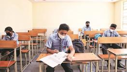 Reeling Under Lockdown Impact, West Bengal Students Junk School for Cash