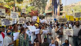 Hundreds march in protest: Karnataka anti-conversion law