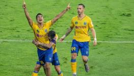 Sahal Abdul Samad of Kerala Blasters FC vs Jamshedpur FC