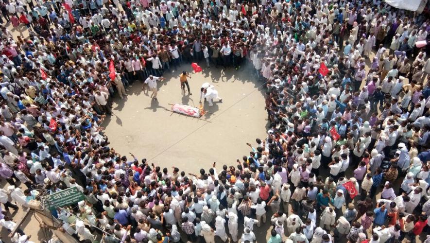 Kisan Sabha movement in Sikar - mock funeral of Vasundhara Raje government