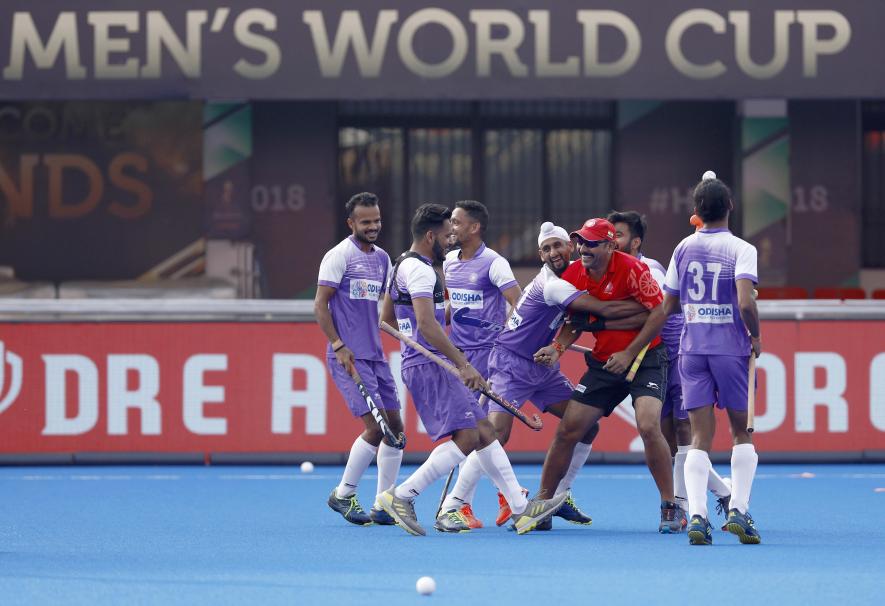 Indian men's hockey team players with coach Harendra Singh