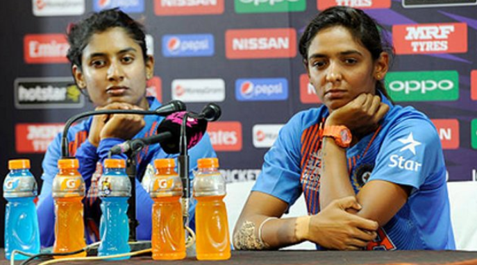 Indian women's cricket team players Mithali Raj and Harmanpreet Kaur