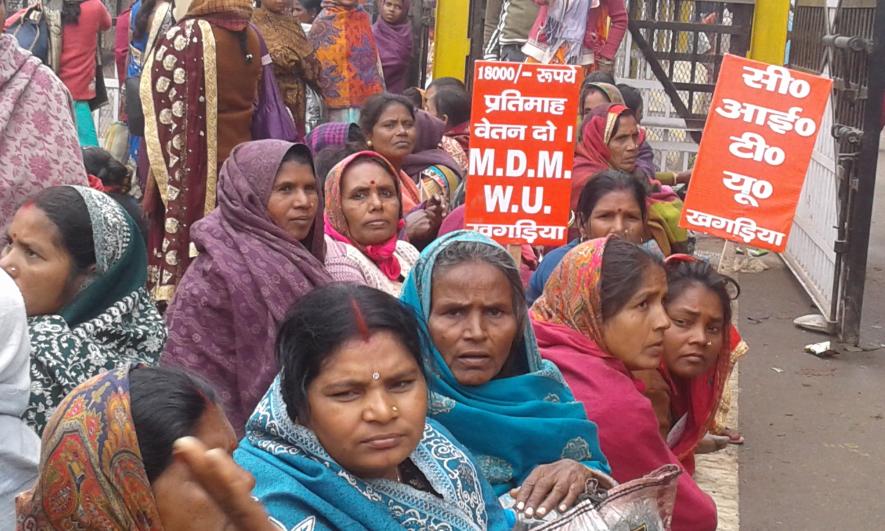 Bihar: Midday Meal Cooks’ Protest Continues