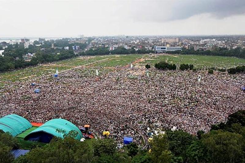 Empty Gandhi Maidan at Modi Rally- an Alarming Bell for BJP