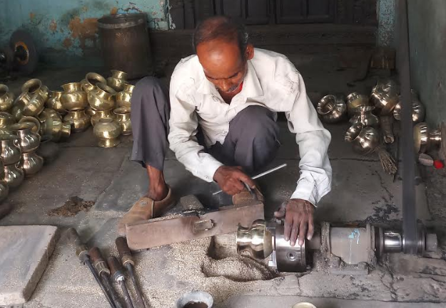 Elections 2019: Pride of East UP, Bakhira’s Copper and Brass Ware Industry on Verge of Shutdown