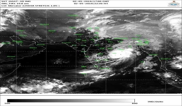 Packing Furious Winds, Heavy Rains, Cyclone Fani Batters Odisha Coast