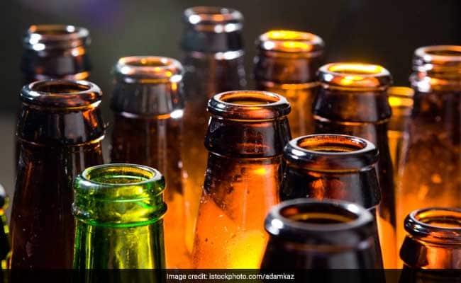 Spurious Liquor Claims 12 Lives in UP’s Barabanki, 40 Taken Ill