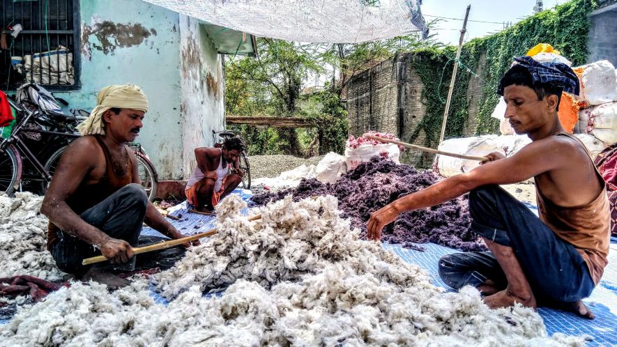 Muslim Dhunias: Carding Cotton for 6 Months