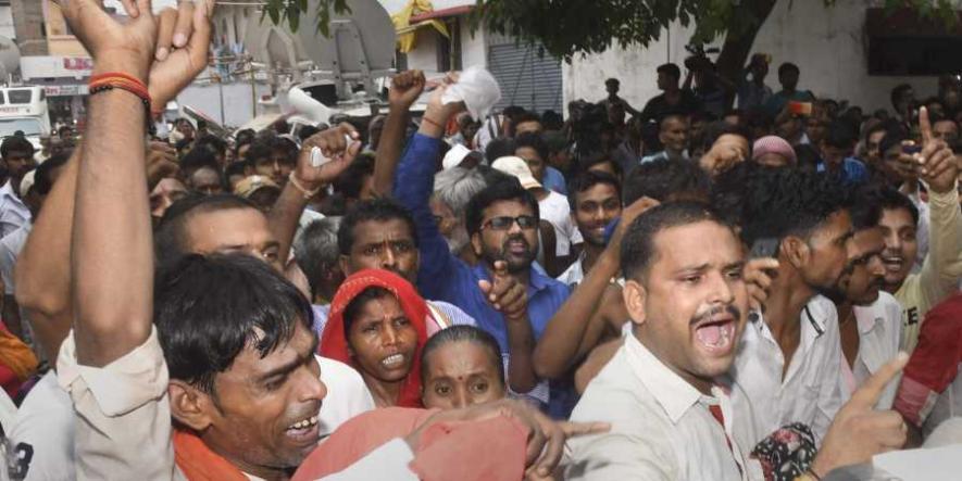 Bihar CM Nitish Kumar Faces Protest During Visit to AES-hit Muzaffarpur