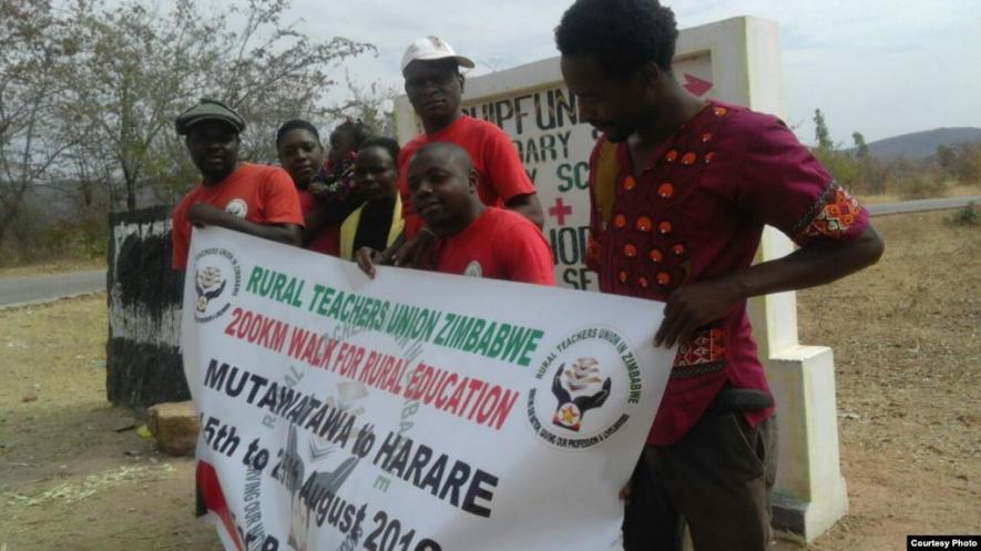 Members of Amalgamated Rural Teachers Union of Zimbabwe (ARTUZ).
