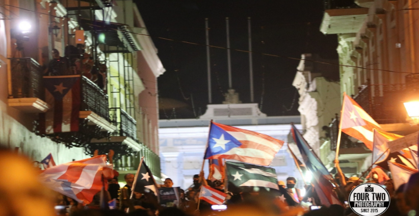 Celebrations outside Fortaleza following the Ricardo Rosselló's announcement that he will resign.