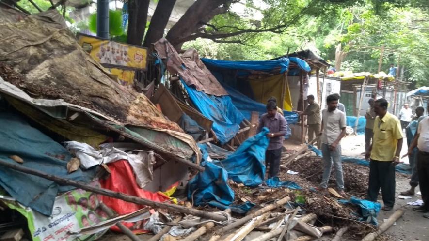 Despite Court Order, Street Vendors Evicted From Vijayanagar