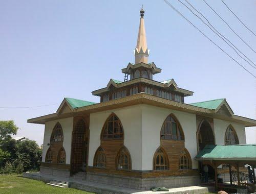 Baba Reshi Sufi Shrine