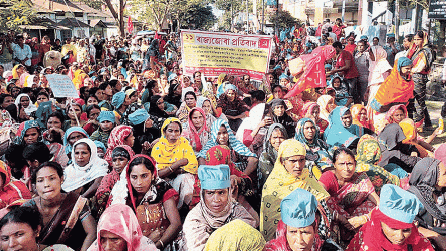 Assam: Midday Meal Workers Return to Work After 10 Days, But Continue Protest