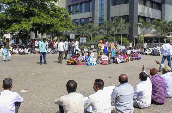 After 52-Day Strike, TSRTC Workers Detained When They Went to Rejoin Work