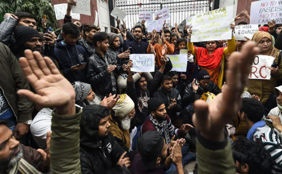 Jamia Violence: Delhi HC Refuses Interim Protection to Students, Shamed by Lawyers 