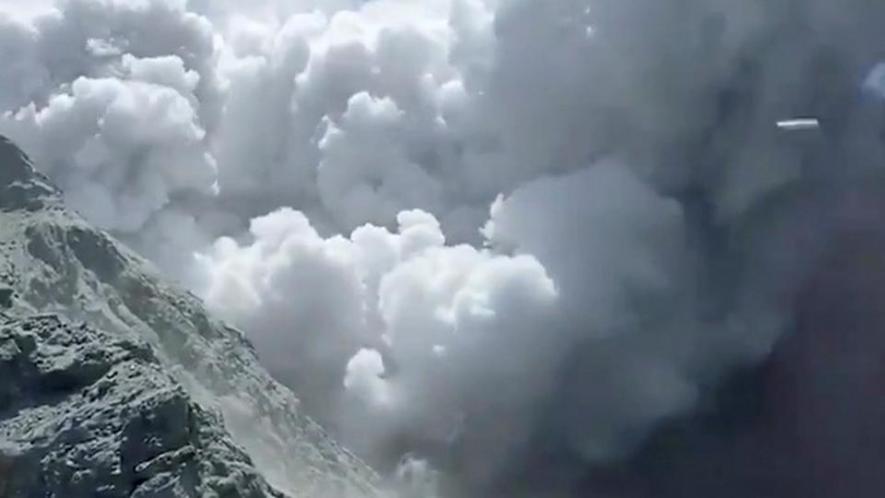 1 dead, Several Missing After Volcano Erupts in New Zealand